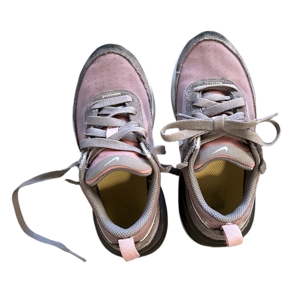 Misty Lilac NIKES